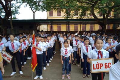 HỌC SINH HÁO HỨC LUYỆN TẬP ĐỘI HÌNH ĐỘI NGŨ CHUẨN BỊ KHAI GIẢNG VỚI TINH THẦN QUYẾT TÂM CAO ĐỂ HOÀN THÀNH XUẤT SẮC NHIỆM VỤ NĂM HỌC